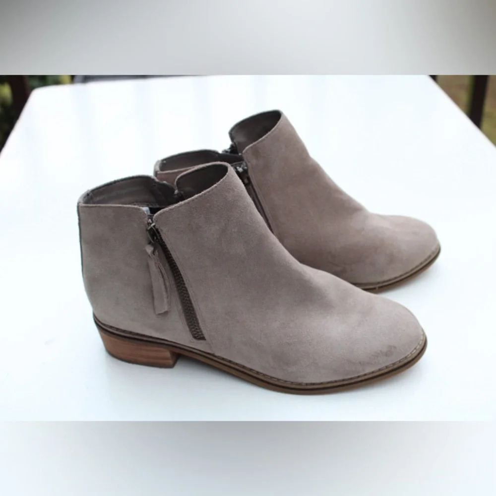 Blondo waterproof ankle boots